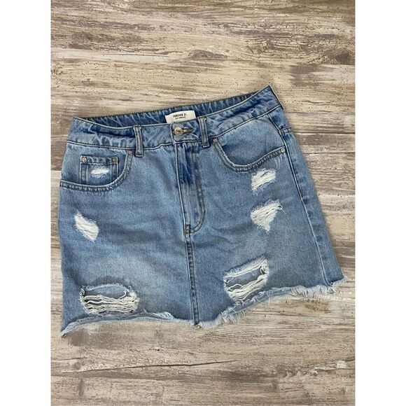 Forever 21 Denim Jean Mini Skirt Distressed Women’s Sz 26 Waist - Picture 1 of 3
